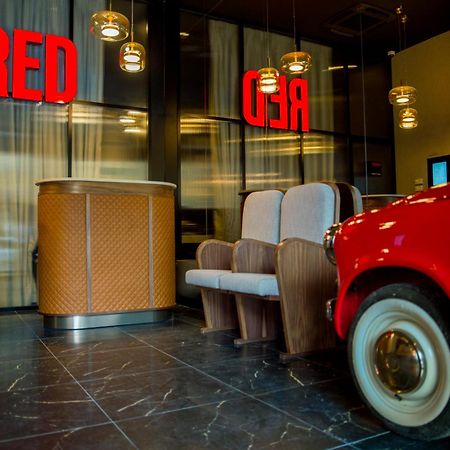 Radisson Red Belgrade Hotel Exterior foto