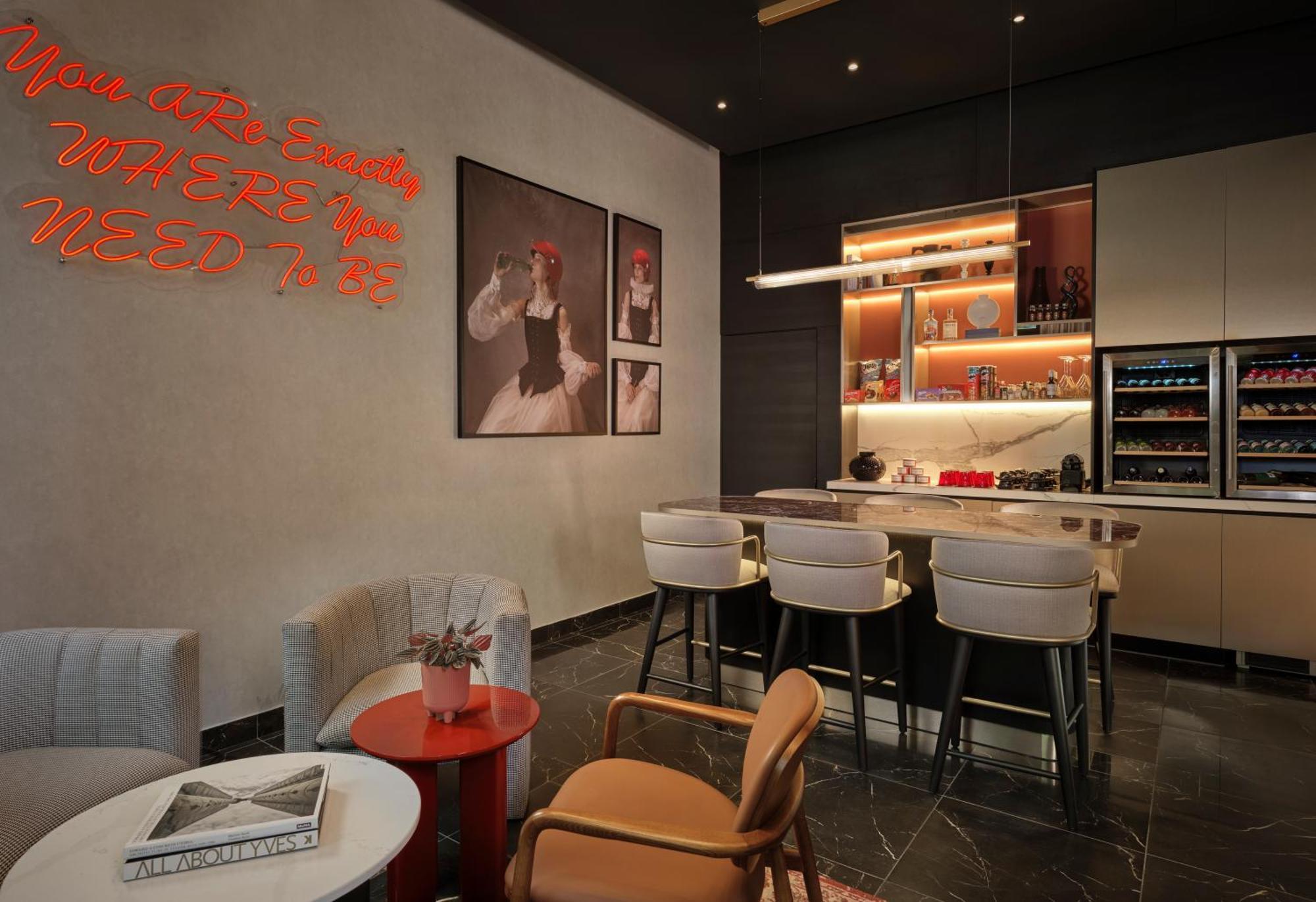 Radisson Red Belgrade Hotel Exterior foto